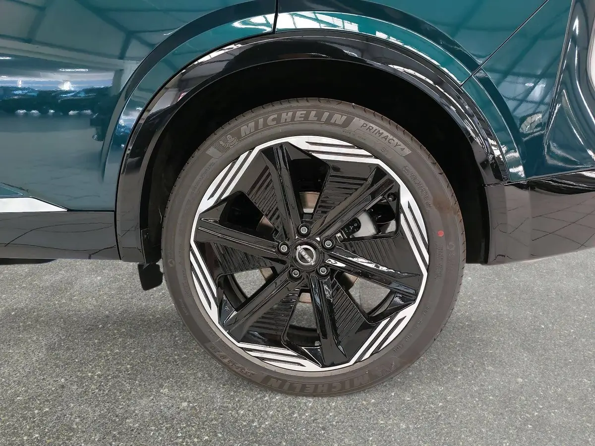 NISSAN QASHQAI 1.3 DIG-T MHEV AUTO. MJ27 TEKNA PREMIUM PAKET 2-FARBEN
