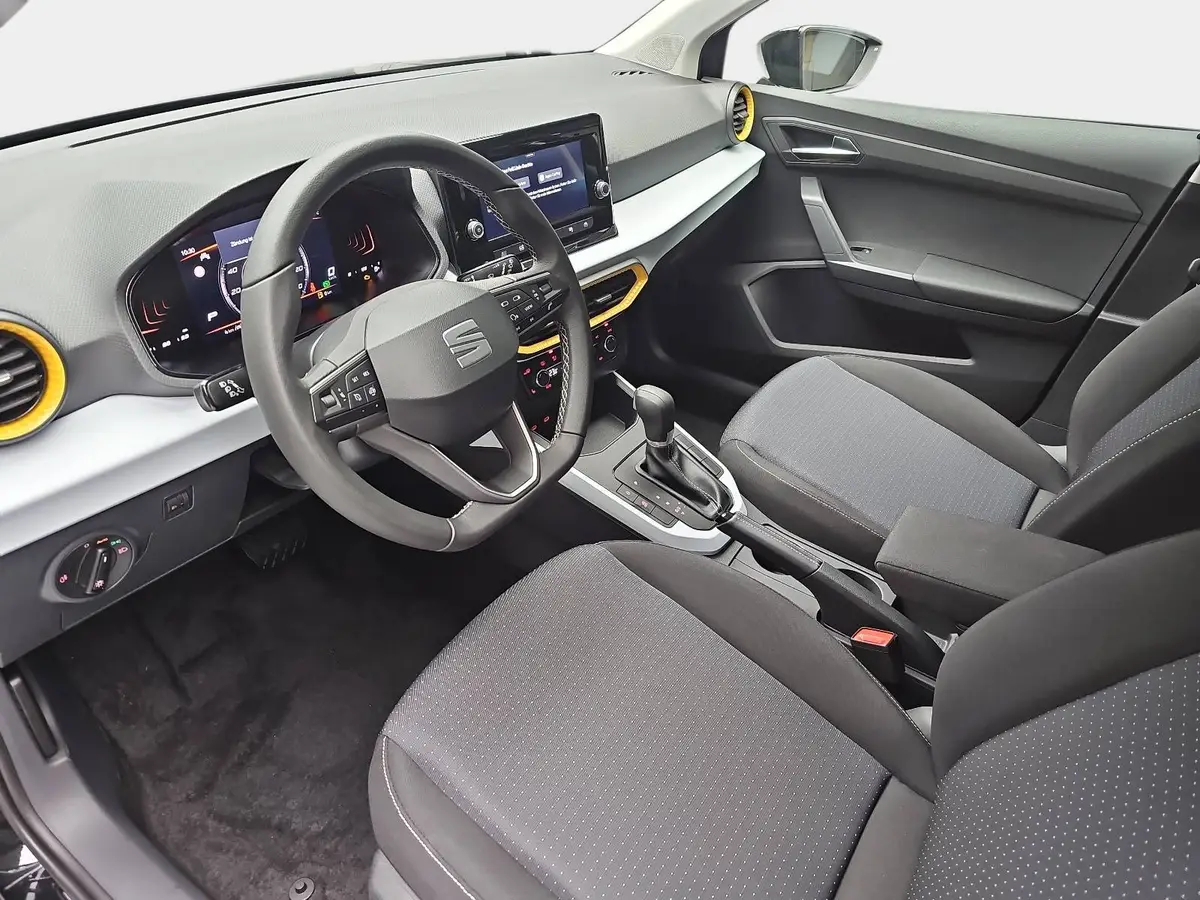 SEAT ARONA 1.0 TSI DSG STYLE LED KLIMAAUTO SMARTLINK PDC LM16