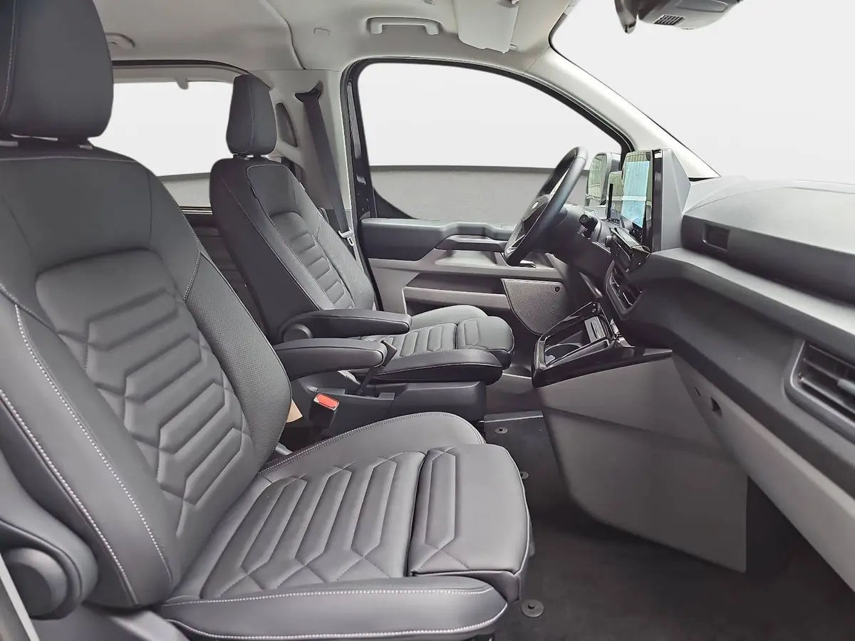 FORD TOURNEO CUSTOM 2.0 ECOBLUE AUTO. L1 TITANIUM X NAVI LED B&O A