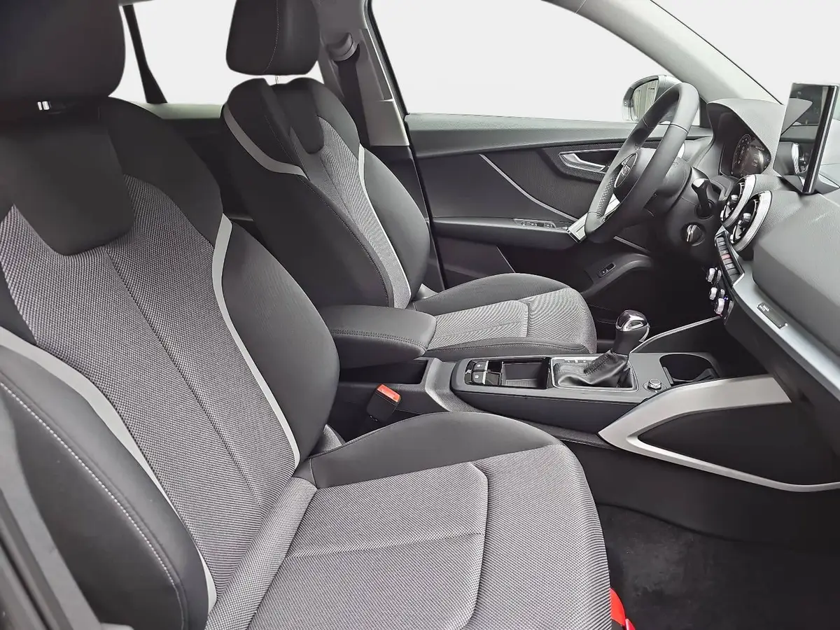 AUDI Q2 35 TFSI S-TRONIC S LINE NAVI LED ACC EL.HECKKL. WI