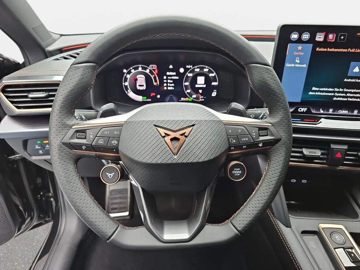 CUPRA LEON 1.5 ETSI DSG LED ACC DCC FULL-LINK WINTER PDC KAME