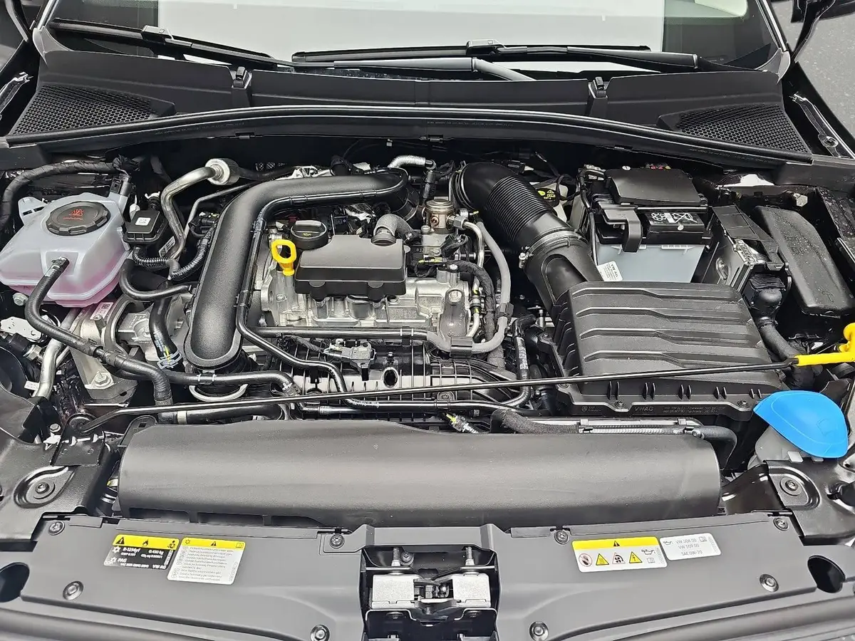 SKODA FABIA 1.0 TSI DSG 130 JAHRE PREMIUM LED KAMERA LM16