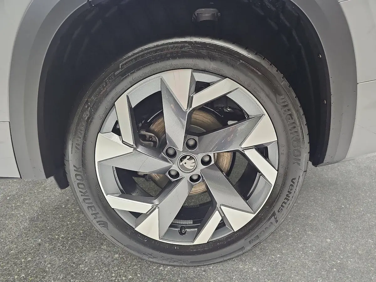 SKODA KODIAQ 1.5 TSI DSG SPORTLINE NAVI LED ACC WINTER KAMERA A