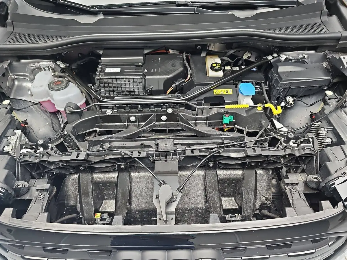 AUDI Q4 E-TRON 45 S-LINE NAVI LED-MATRIX KAMERA