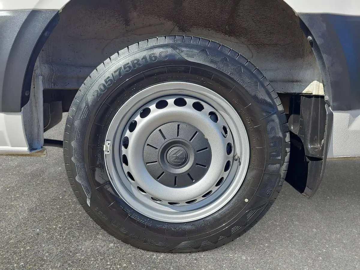 VW CRAFTER 35 2.0 TDI L3H3 FWD NAVI AHK