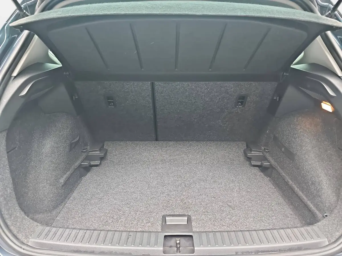 SEAT ARONA 1.0 TSI DSG STYLE NAVI LED PDC LM