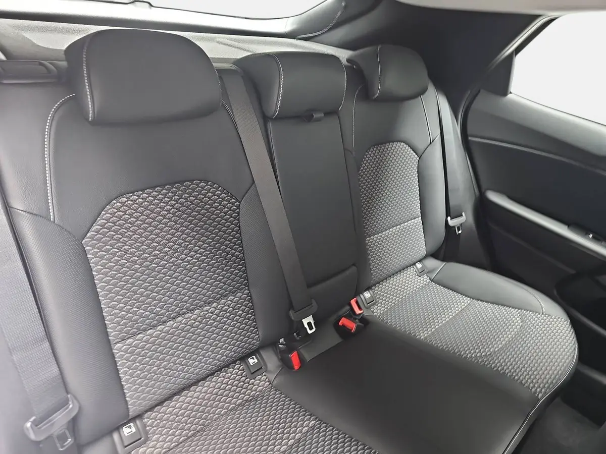 KIA XCEED 1.6 T-GDI 150 DCT SPIRIT MJ26 XCLUSIVE