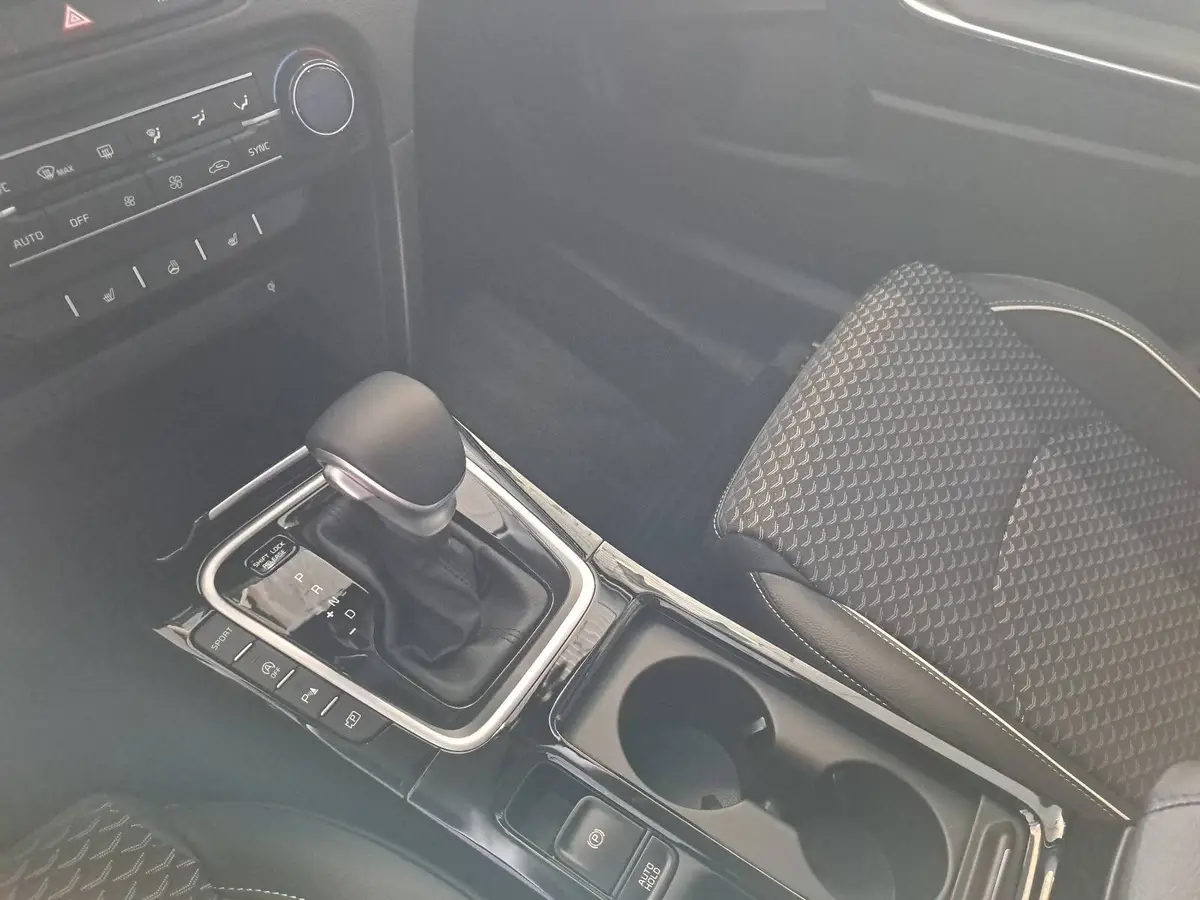 KIA XCEED 1.6 T-GDI 150 DCT SPIRIT MJ26 XCLUSIVE