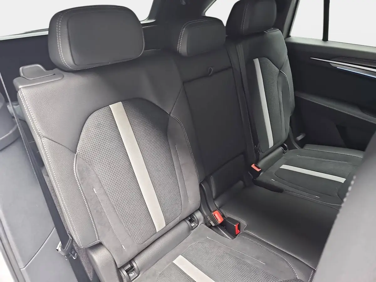 SKODA KODIAQ 1.5 TSI DSG SPORTLINE NAVI LED ACC PANO WINTER AHK