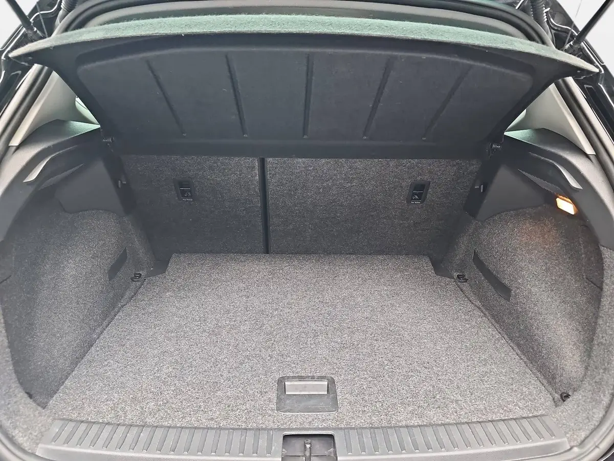 SEAT ARONA 1.0 TSI DSG STYLE NAVI GRA DAB LM
