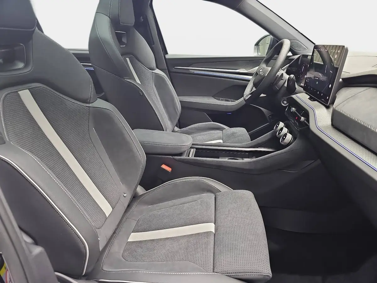 SKODA KODIAQ 1.5 TSI DSG IV PHEV SPORTLINE PANO