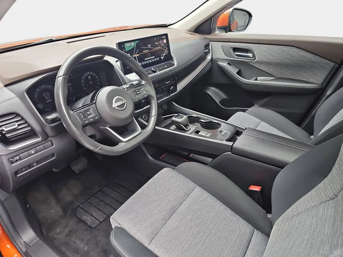 NISSAN X-TRAIL 1.5 VC-T N-CONNECTA PANO WINTER