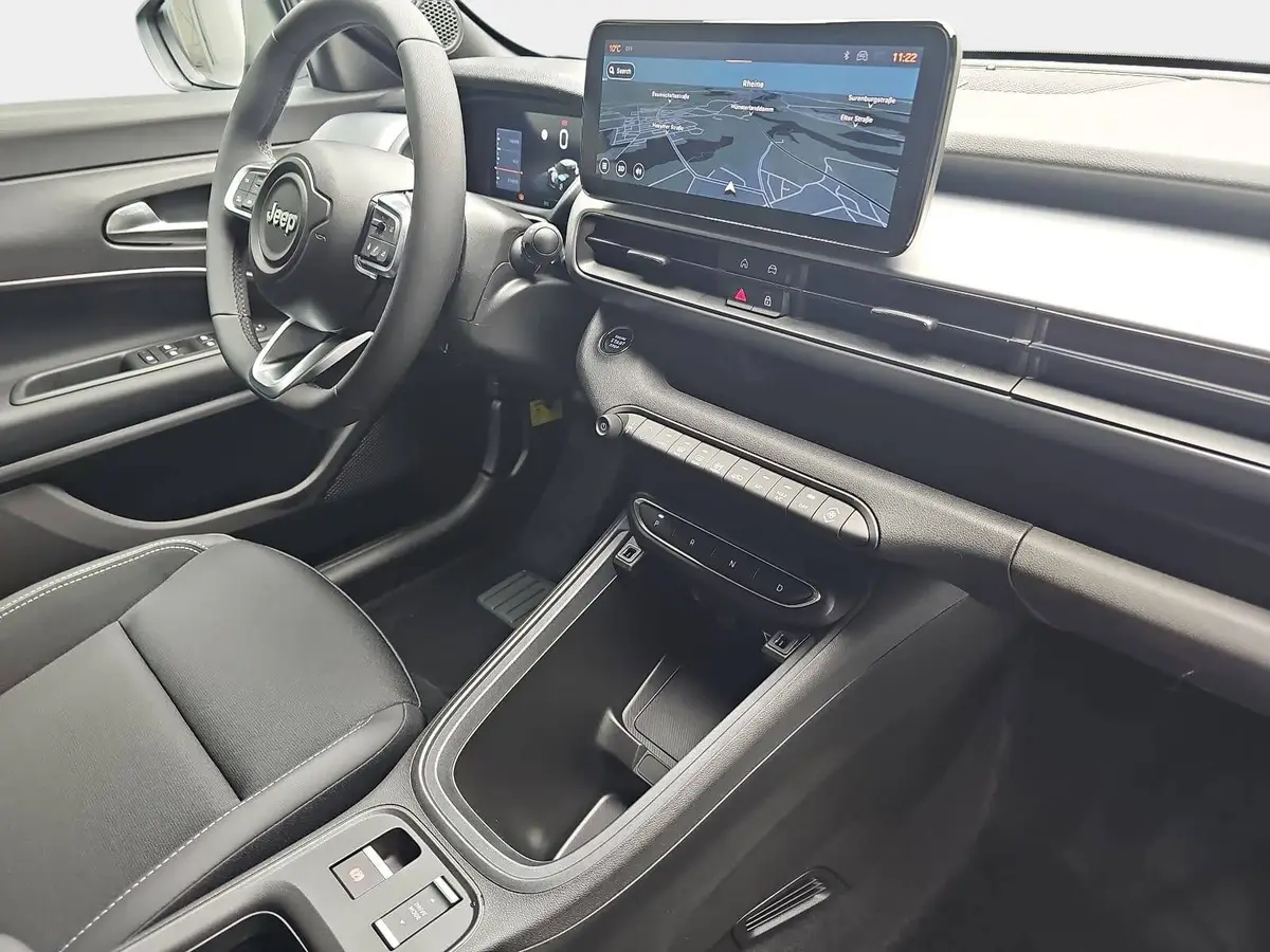 JEEP AVENGER 1.2 E-HYBRID T3 DCT BLACK EDITION MJ26 INFOTAINMENT & KOMFORTPAKET