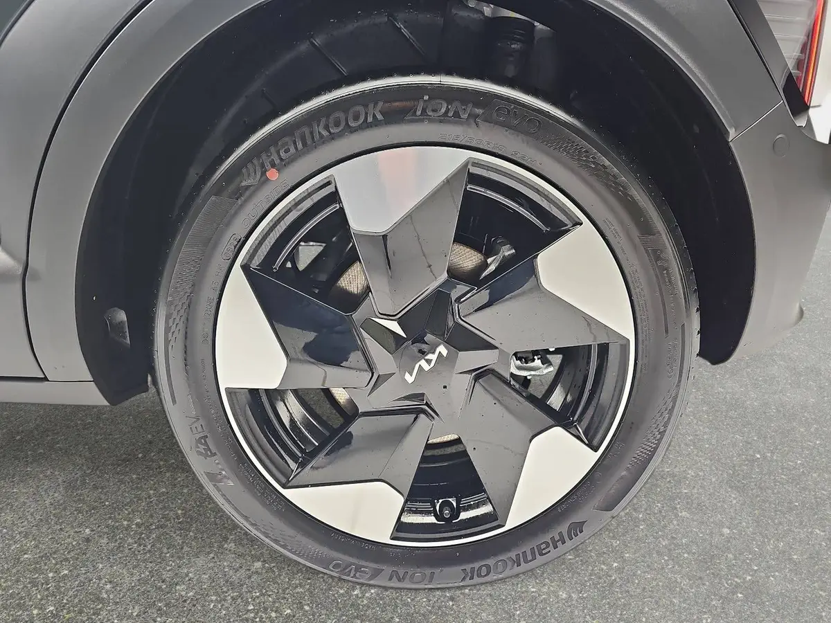 KIA EV2 42.2 KWH EARTH MJ27 4SITZE WINTER-CONNECT TECHN DRIVEWISE-PARK DESIGN
