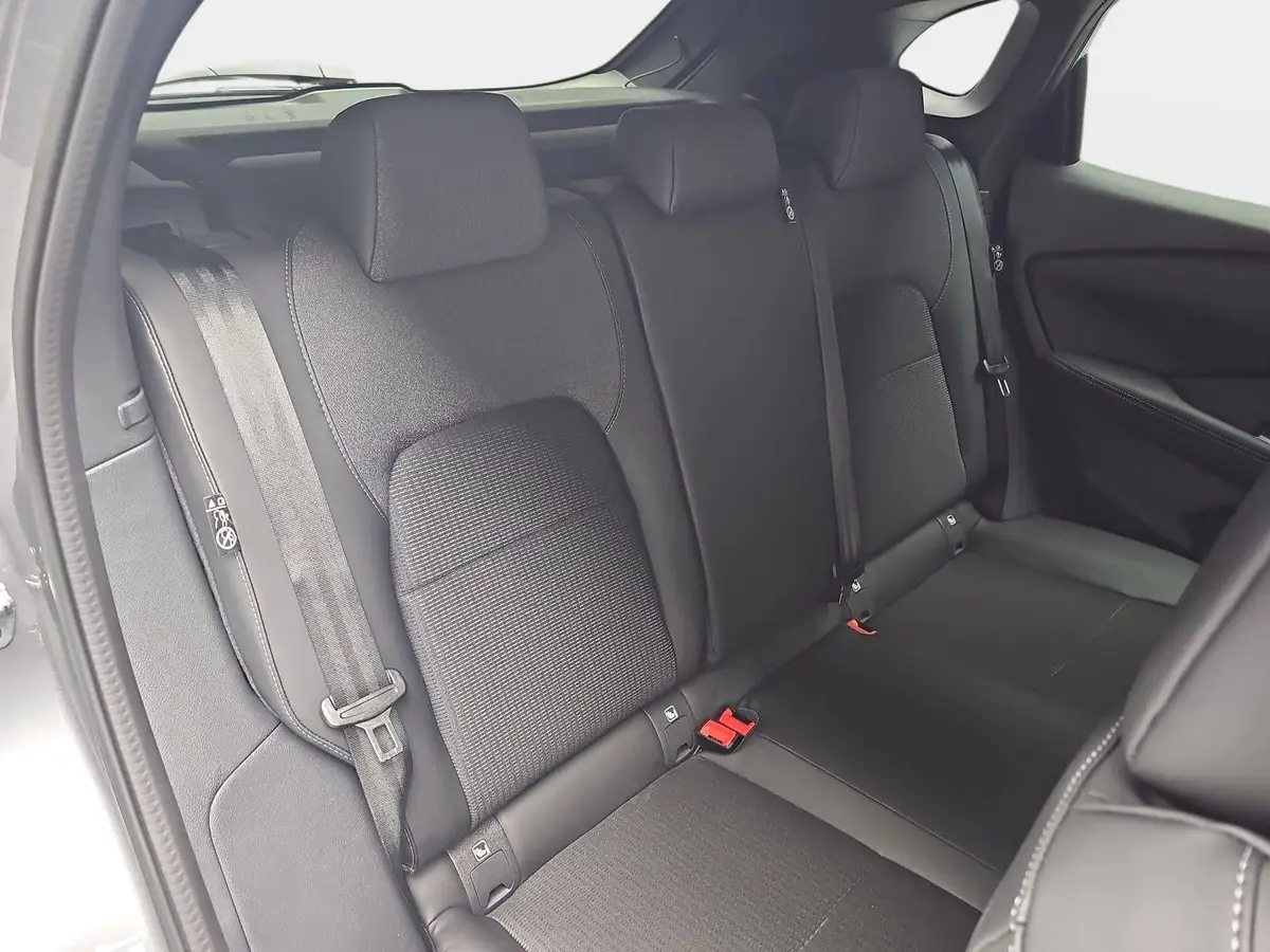 NISSAN QASHQAI 1.3 DIG-T MHEV AUTO. N-CONNECTA WINTER EL-HECKKLAPPE