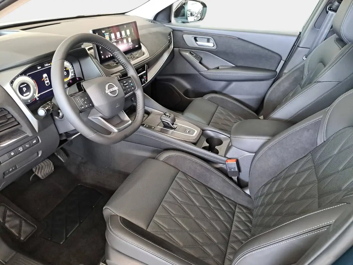 NISSAN QASHQAI 1.3 DIG-T MHEV AUTO. MJ27 TEKNA PREMIUM PAKET 2-FARBEN