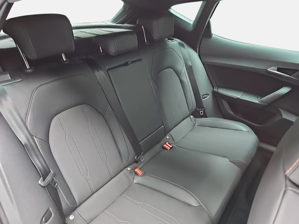 CUPRA FORMENTOR 1.5 ETSI DSG NAVI LED ACC PANORAMA EL.HECKKL. KAME