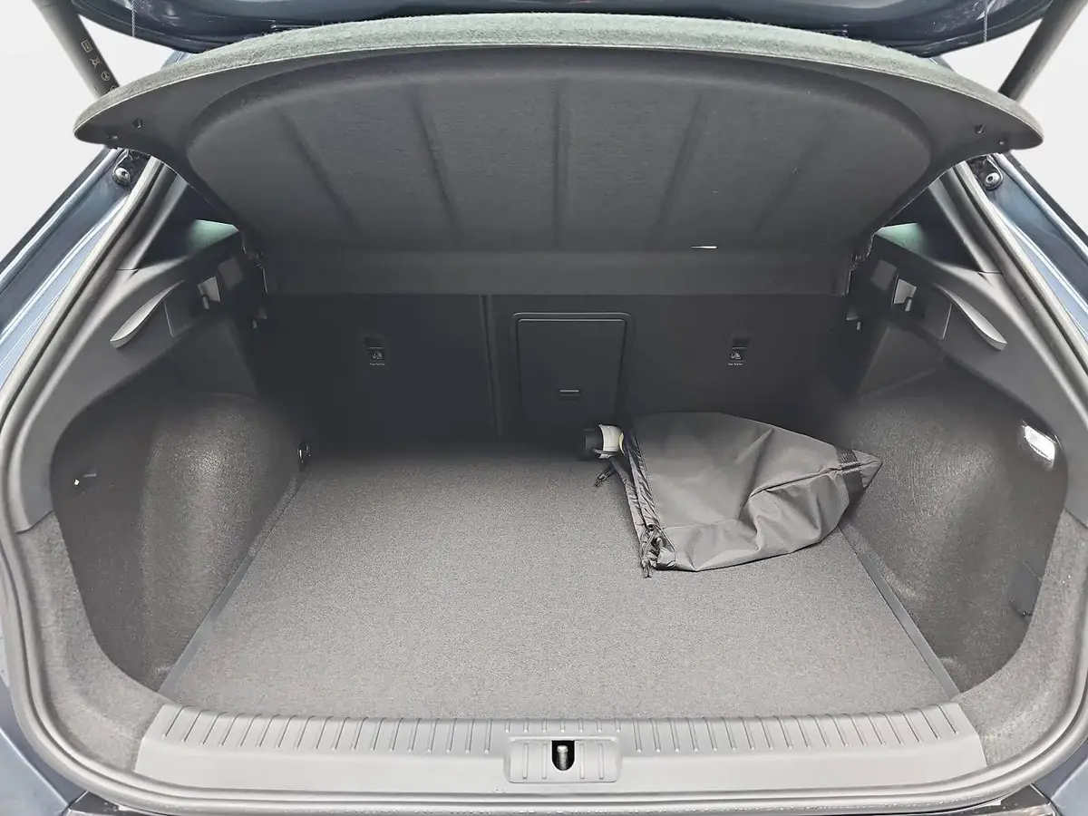 CUPRA FORMENTOR 1.5 E-HYBRID PHEV DSG LED-HD KLIMAAUTO AUDIO MIRRO