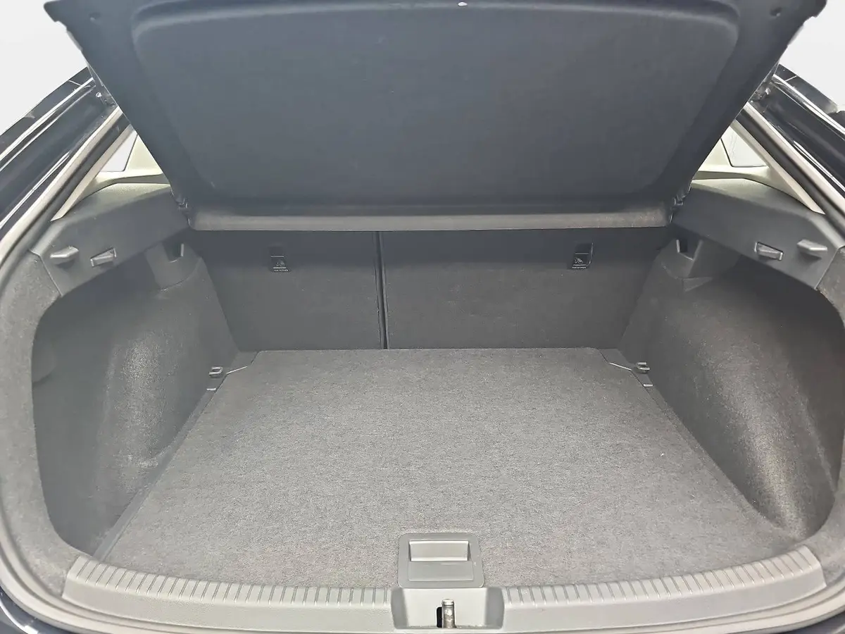 VW TAIGO 1.0 TSI LIFE NAVI LED KAMERA ACC LM