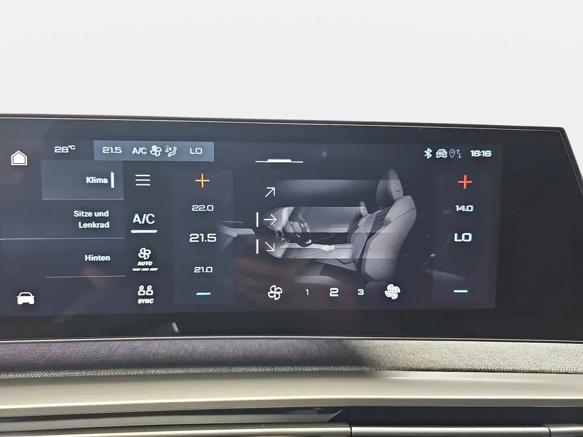PEUGEOT 5008 1.2 HYBRID 145 E-DSC6 GT KLIMA LED 7-S DAB 360° AH