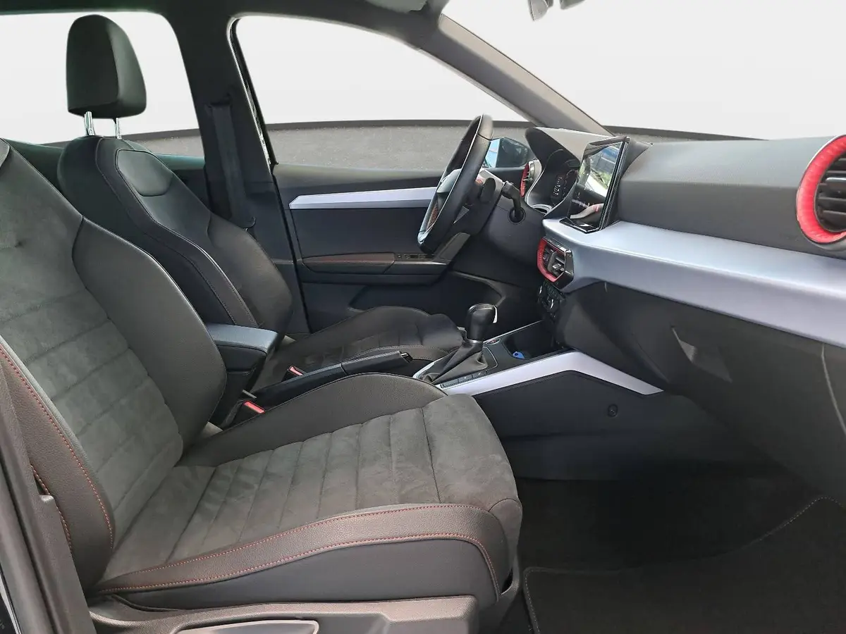 SEAT ARONA 1.0 TSI DSG FR LED ACC WINTER NAVI GJR