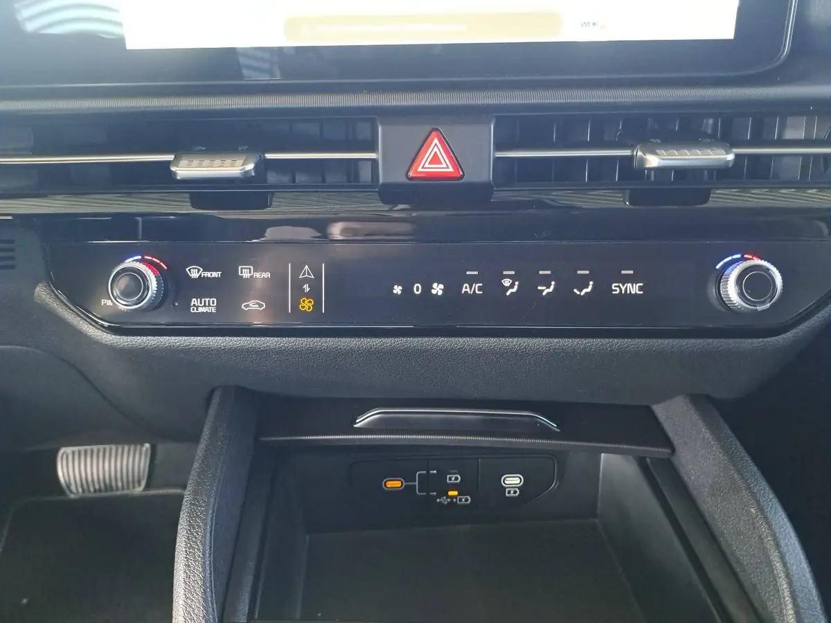 KIA SPORTAGE 1.6 T-GDI 150 2WD DCT VISION MJ26 KOMFORT