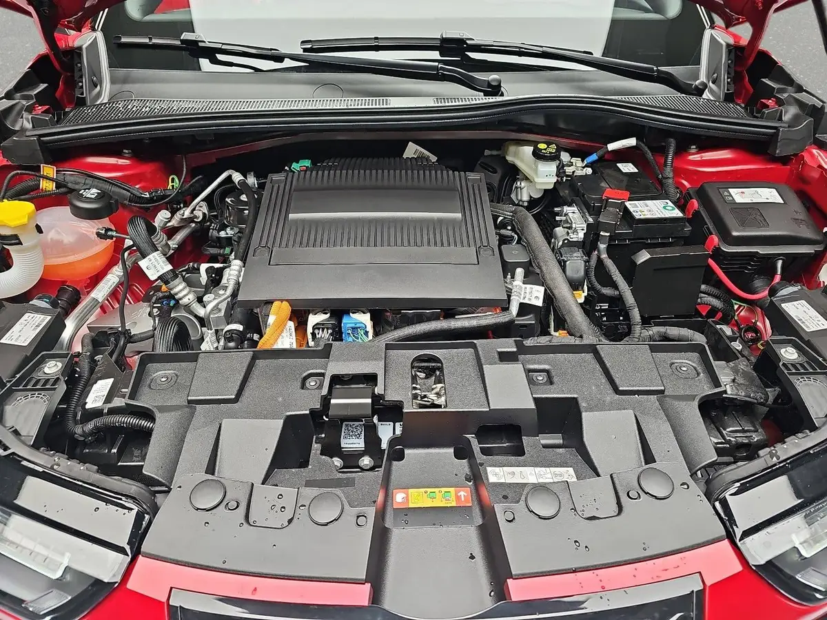 ALFA ROMEO JUNIOR ELETTRICA 54 KWH FÖRDERFÄHIG SPORT SPECIALE