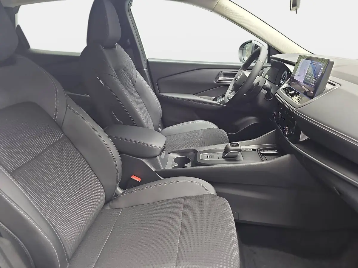 NISSAN QASHQAI 1.3 DIG-T MHEV AUTO. N-CONNECTA WINTER EL-HECKKLAPPE
