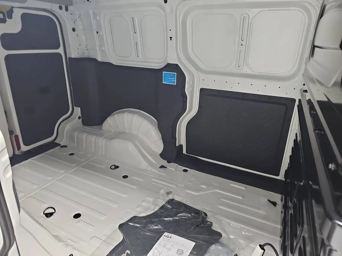KIA PV5 CARGO L2H1 3T 71.2 KWH ELITE MJ26 WÄRMEPUMPE ALLWETTERREIFEN