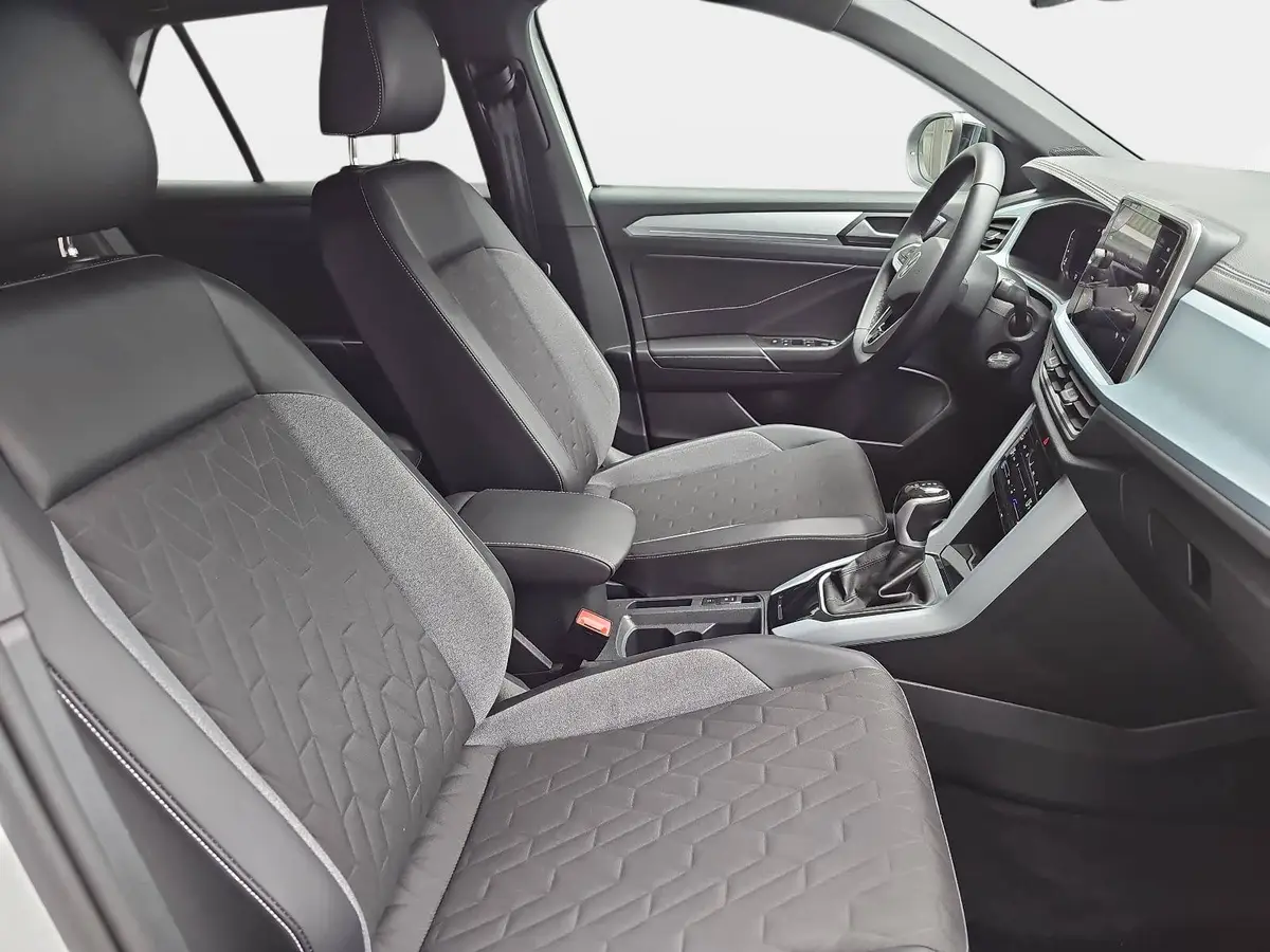 VW T-ROC 1.5 TSI DSG GOAL NAVI LED KLIMAAUTO ACC KAMERA AHK