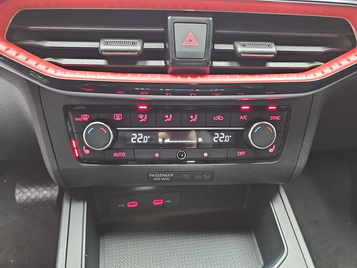 SEAT IBIZA 1.0 TSI DSG FR LED DAB KLIMAAUTO WINTER SICHT KAME