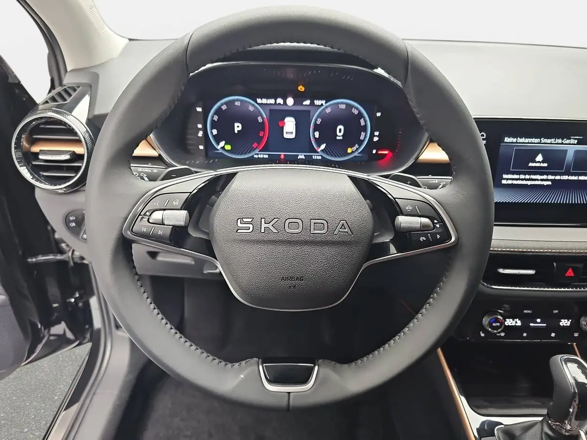 SKODA FABIA 1.0 TSI DSG 130 JAHRE PREMIUM LED KAMERA LM16