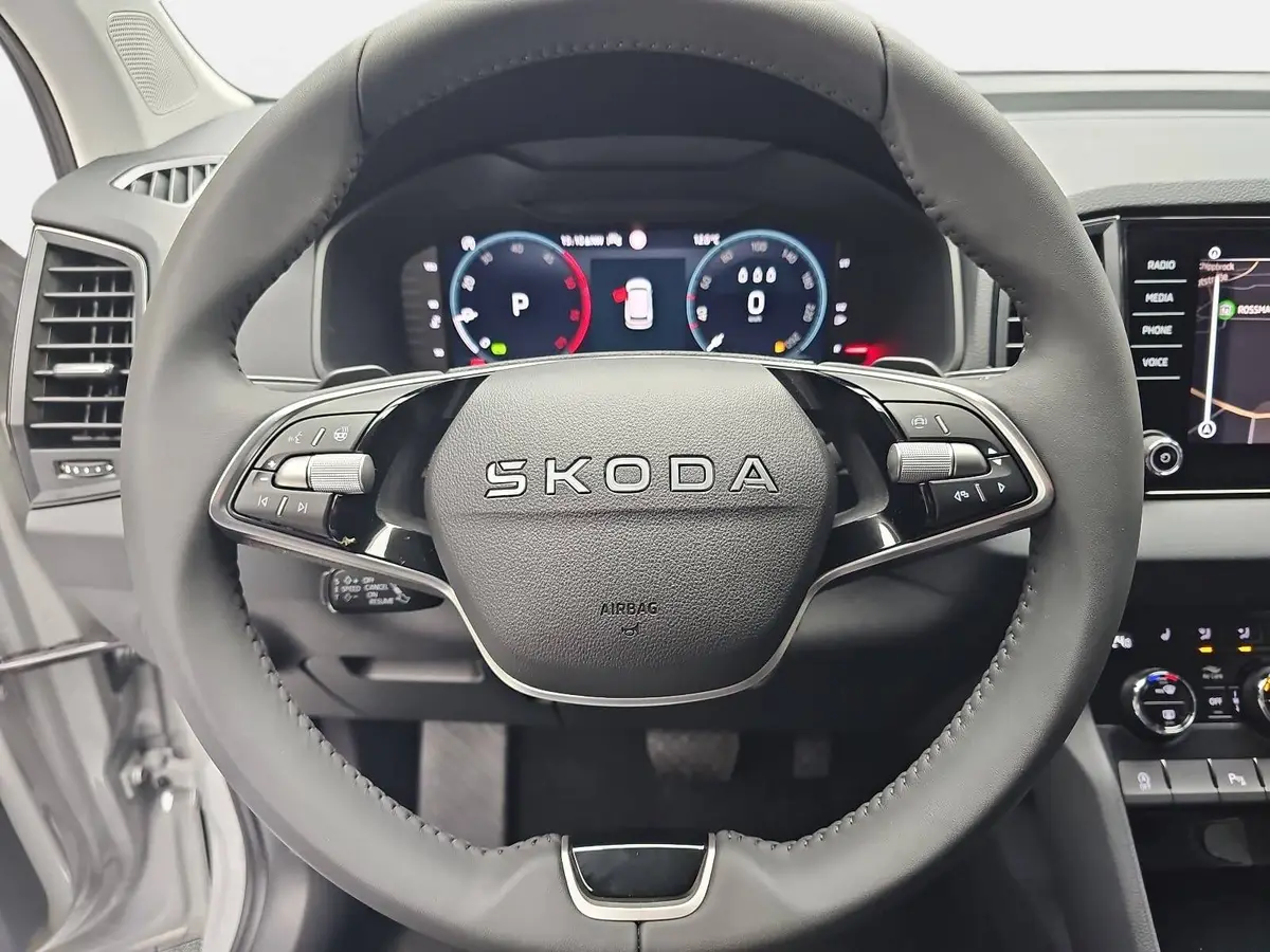 SKODA KAROQ 2.0 TDI DSG DRIVE NAVI LED AHK LM