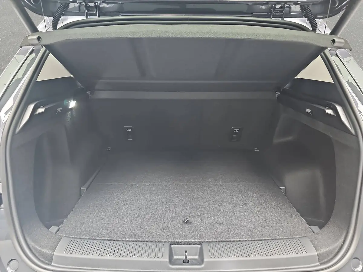 MG S5 EV 64 KWH MY25 LUXURY
