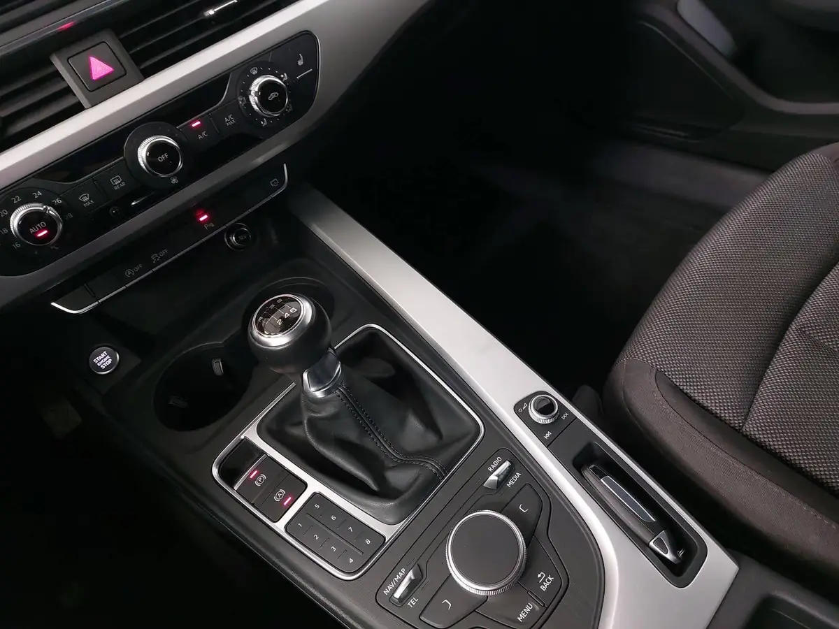 AUDI A4 1.4 TFSI AVANT BASIS WINTER AHK