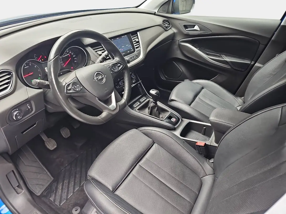 OPEL GRANDLAND X 1.2 TURBO BUSINESS INNOVATION