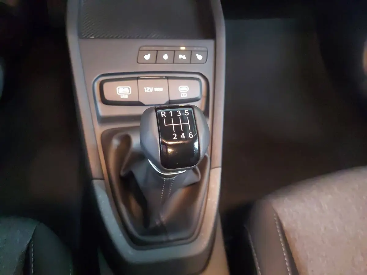 KIA STONIC 1.0 T-GDI 100 VISION MJ26 SITZH. NAVI