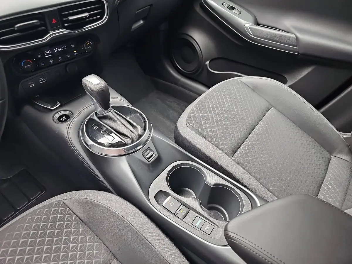 NISSAN JUKE 1.6 HYBRID AUTO. N-CONNECTA WINTER FRONTSCHEIBENHEIZUNG