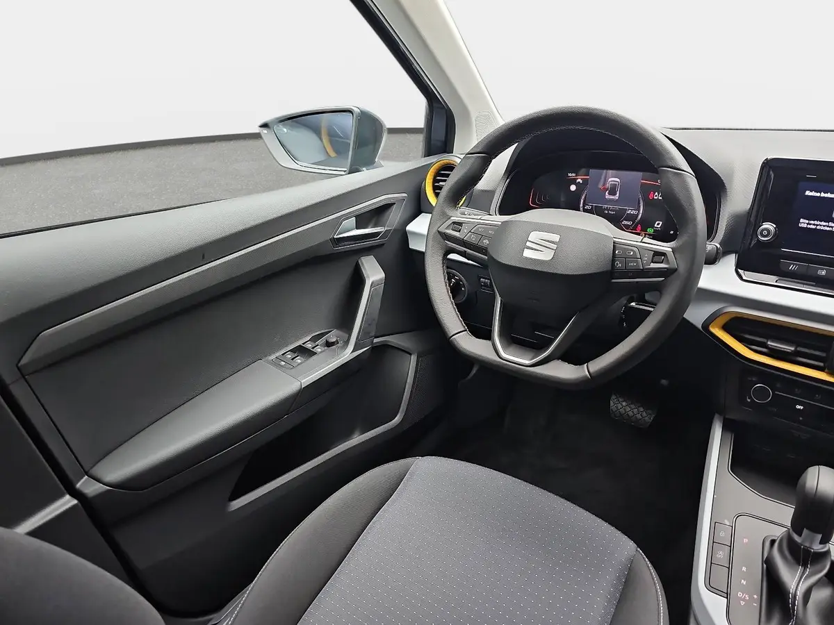 SEAT ARONA 1.0 TSI DSG STYLE LED KLIMAAUTO SMARTLINK PDC LM16