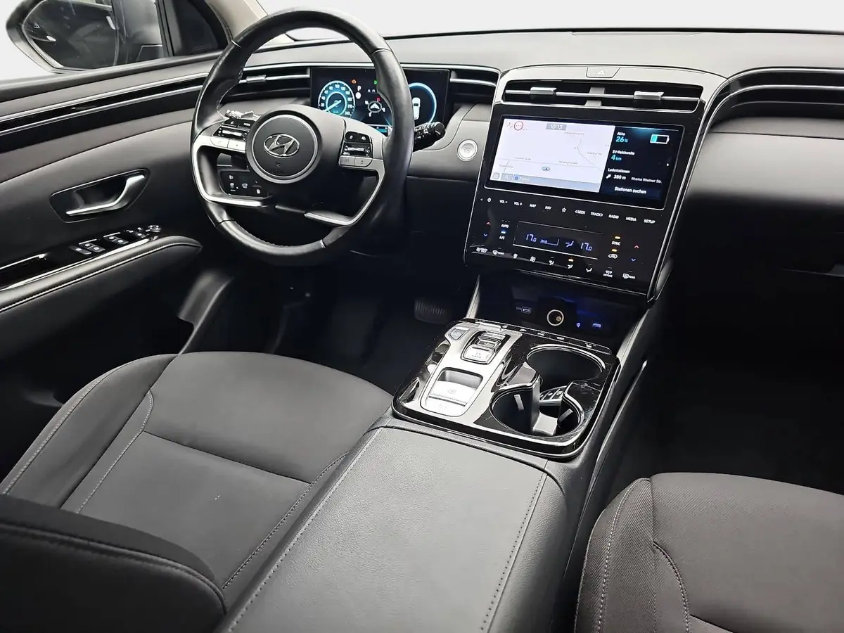 HYUNDAI TUCSON 1.6 T-GDI PHEV TREND 4WD ACC LM19