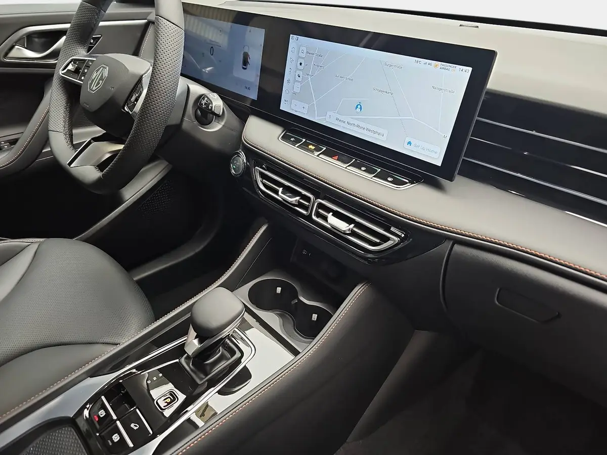 MG HS 1.5 HYBRID+ MY25 LUXURY LEDER 360-GRAD-KAMERA 19-ZOLL-LM