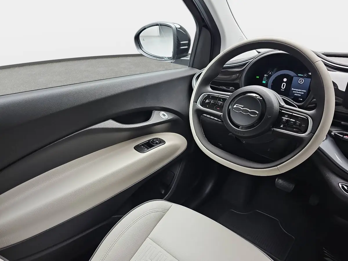 FIAT 500 ELEKTRO 42 KWH LA PRIMA 3+1 MJ25