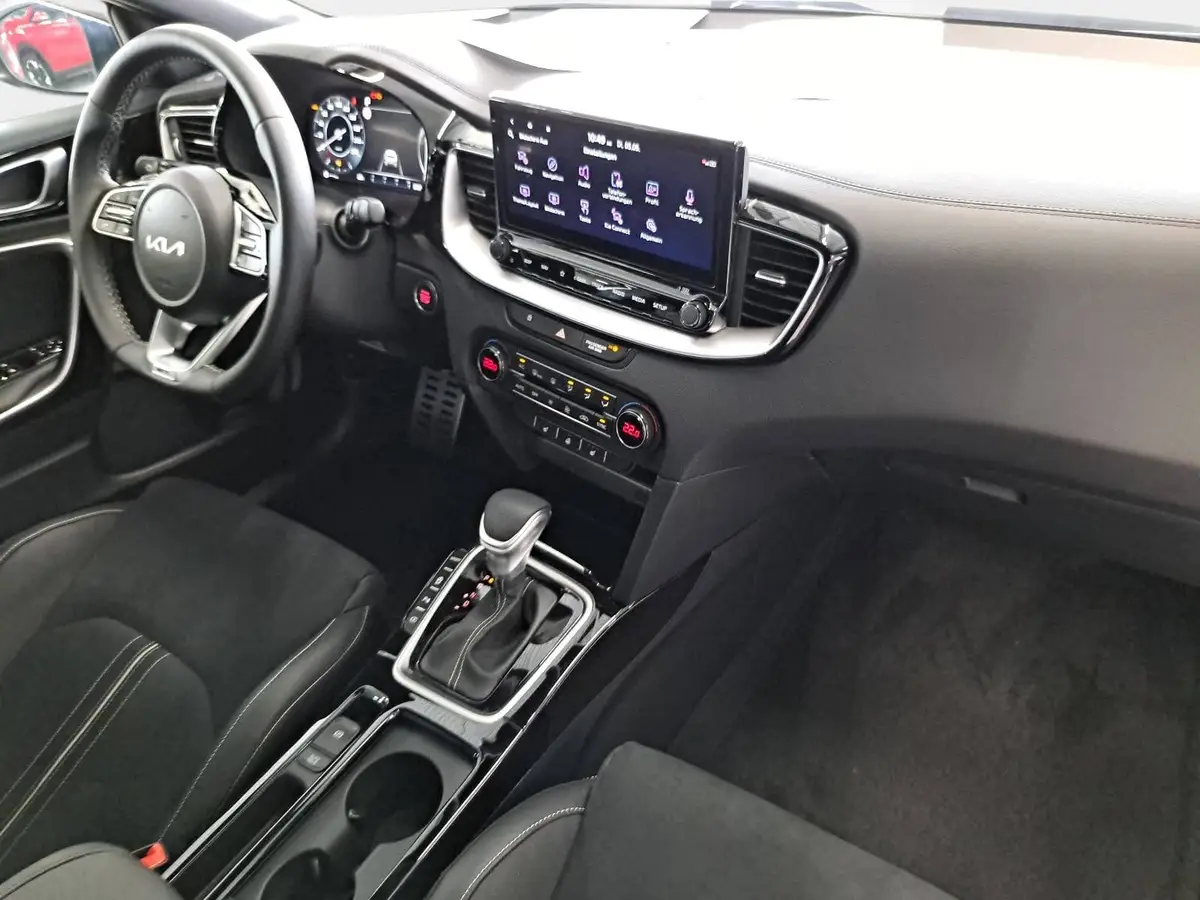 KIA XCEED 1.6 T-GDI 180 DCT GT-LINE MJ26 LEDER GLASDACH