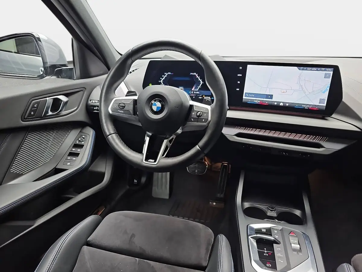 BMW 120 D AUTO. M SPORT NAVI LED INNOVATION HUD AHK KAMERA