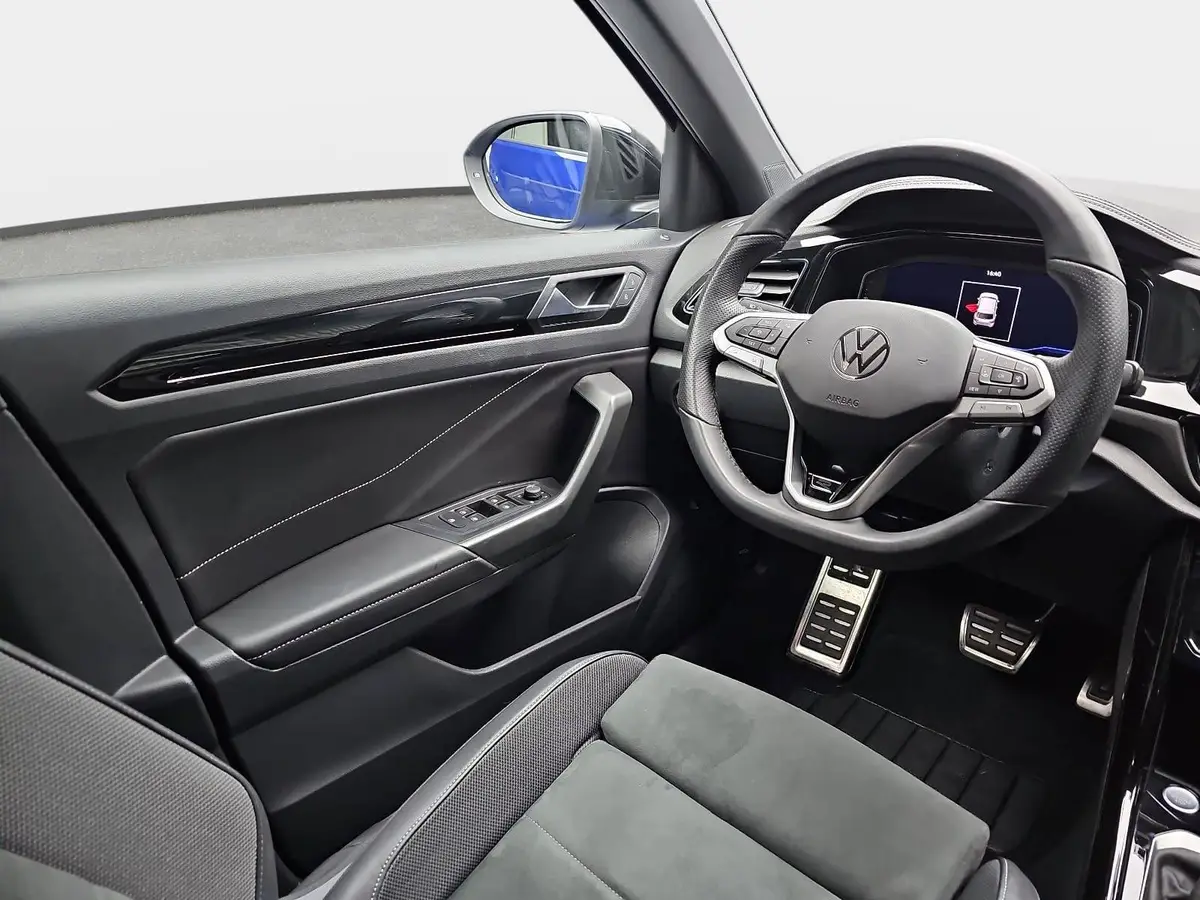 VW T-ROC 1.5 TSI DSG R-LINE NAVI LED BLACK-STYLE SPUR KAMER