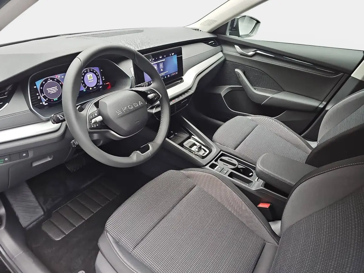 SKODA OCTAVIA COMBI 1.5 TSI DSG 130 JAHRE KLIMAAUTO LED SMARTLINK KAME