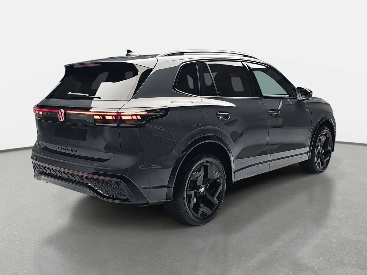 VW TIGUAN 2.0 TDI DSG R-LINE NAVI LED PANO