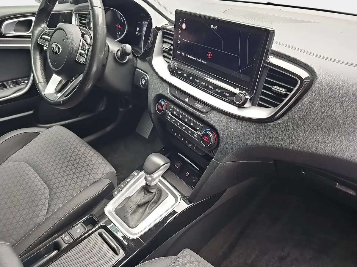 KIA CEED SW 1.6 CRDI DCT7 MHEV SPIRIT NAVI TECHNOLOGIE
