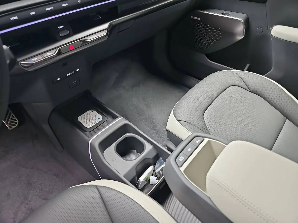 KIA EV2 61.0 KWH GT LINE MJ27 4SITZE WINTER 22KW-AC TECHN DRIVEWISE-PARK KOM GD