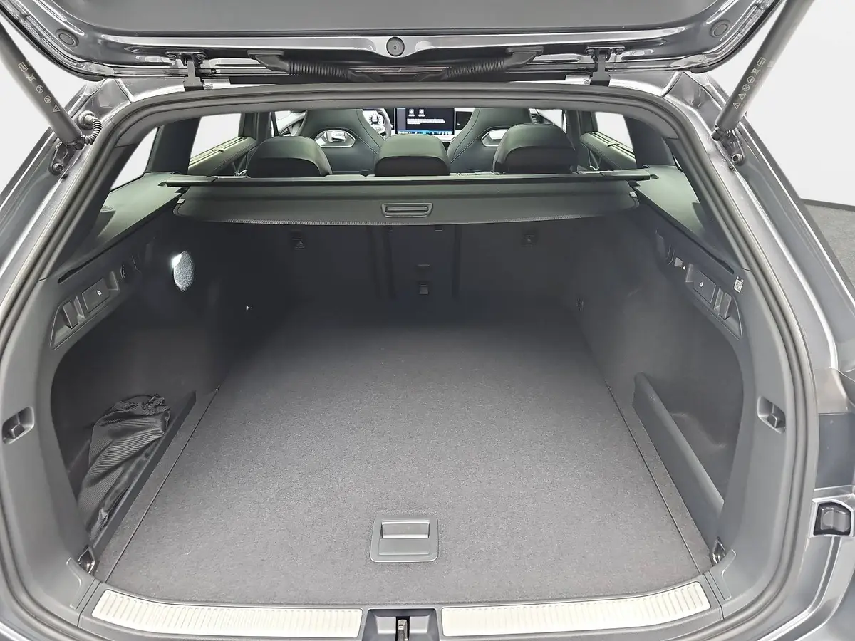 VW PASSAT VARIANT 2.0 TDI DSG R-LINE NAVI LED-MATRIX ACC PANO BLACK 